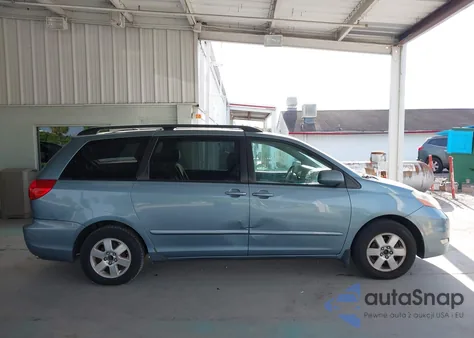 2007 Toyota Sienna Xle z USA, uszkodzony, nr VIN 5TDZK22C67S013959